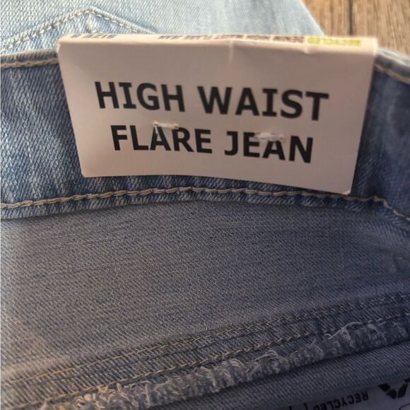 Women's Light Blue Jeans - Picture 4 of 4